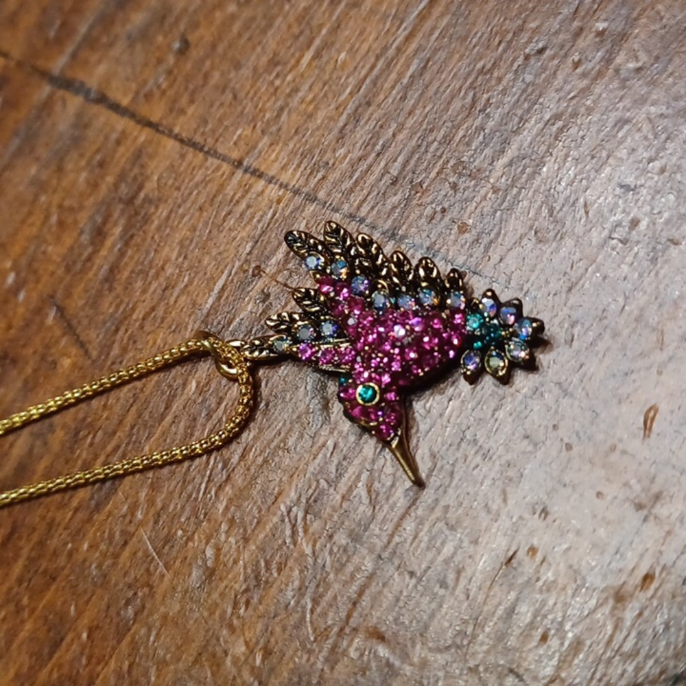 OPCKR Rhinestone Hummingbird Pin & Necklace - Picture 5 of 7
